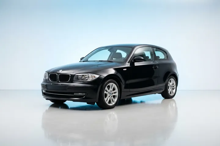 BMW I118 שחור