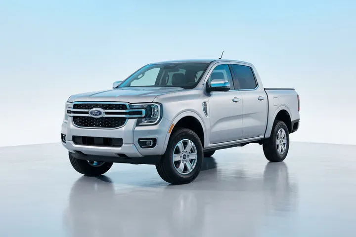 RANGER XLT CHROM תא כפול 4*4 