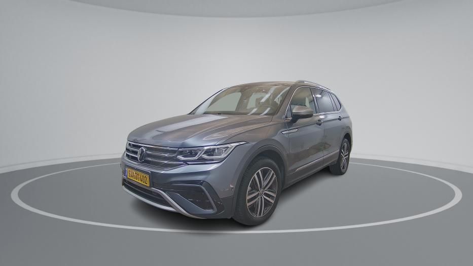 פולקסווגן טיגואן אולספייס פלטינה